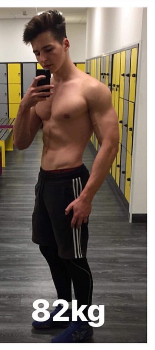 Przemiana Bogusza po: 82 kg